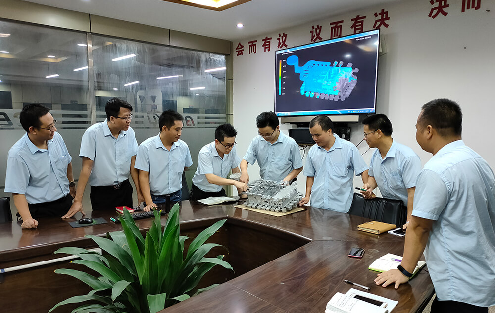 通過(guò)不斷實(shí)踐探索，完善改良設計理論與設計思維， 在壓鑄模具研發(fā)領(lǐng)域形成了強大的競爭力。